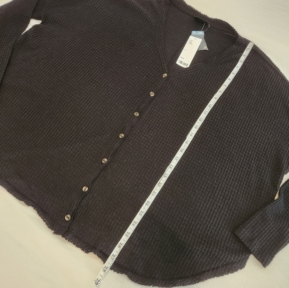 NWT L Urban Outfitters Out From Under Jojo Black Waffle Thermal Button-up Shirt - Picture 6 of 13